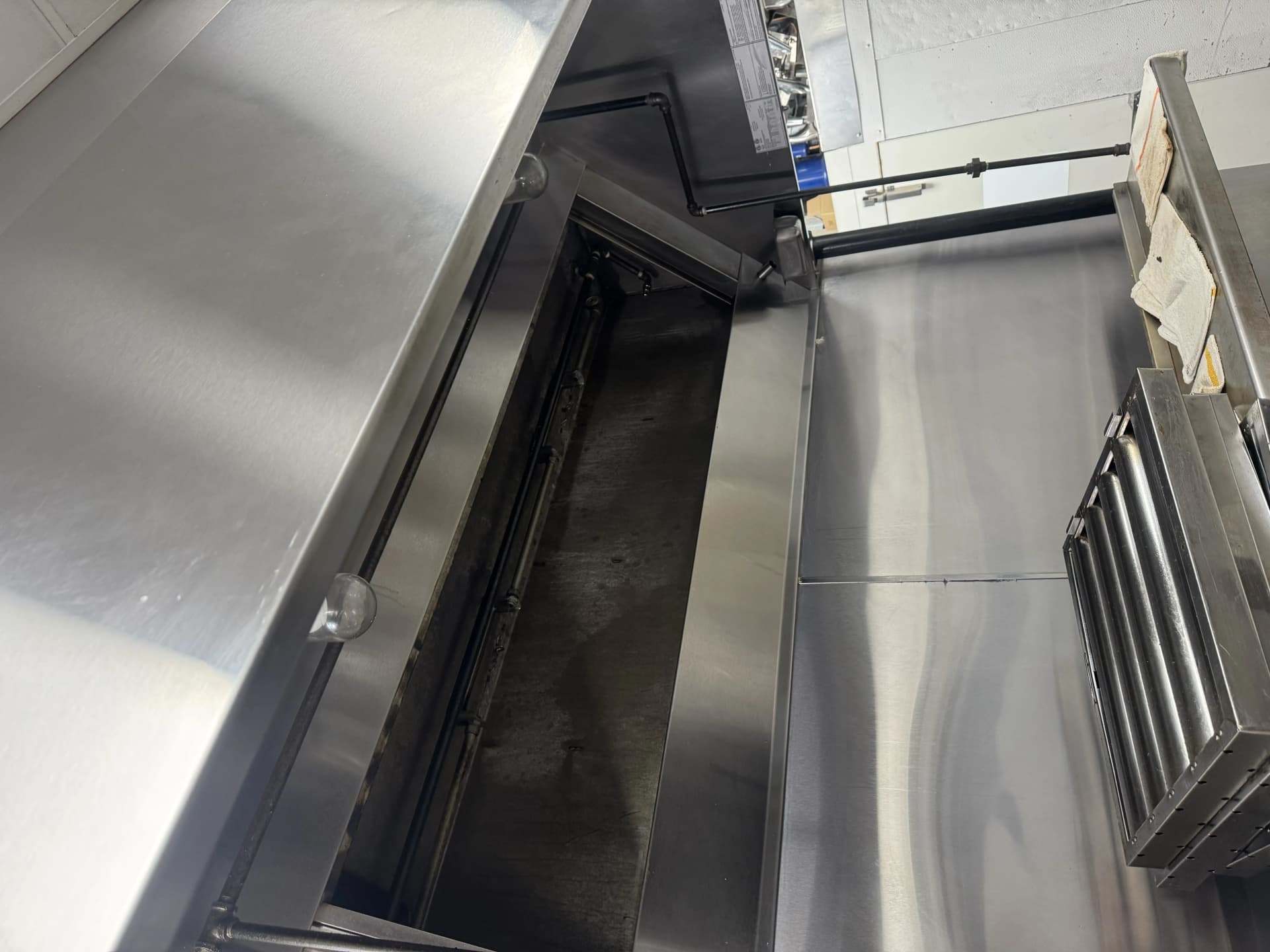 Inside duct plenum — commercial exhaust system Long Island